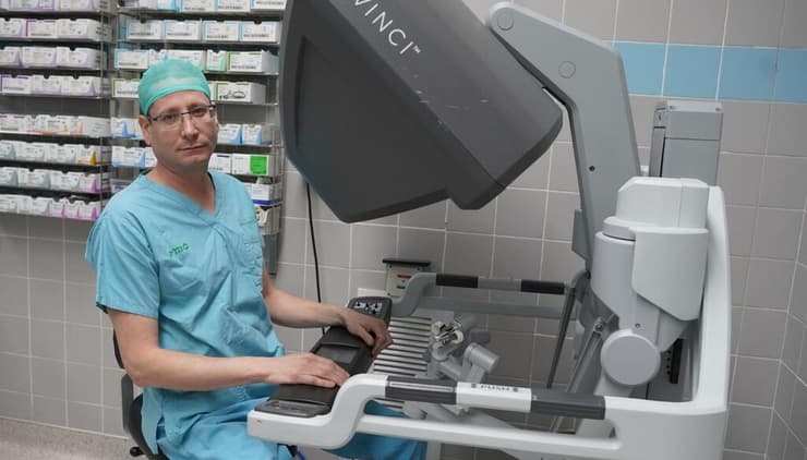 פרופ' שי גולן ניתוח שיטת המגבעת סרטן הערמונית