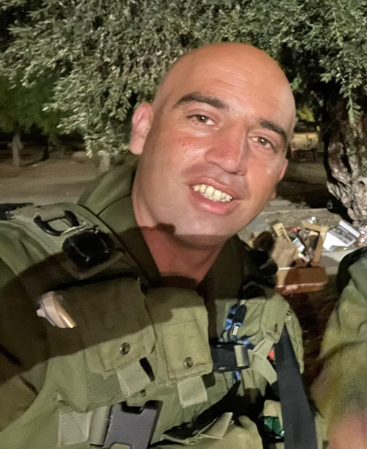 ד"ר אורי הברפלד. "התפקיד הכפול שלי כרופא, גם ברמב"ם וגם בשטח, הופך אותי לרופא טוב יותר" ד"ר אורי הברפלד