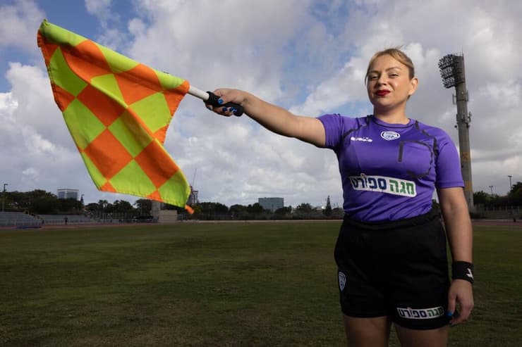 אני אדם אחר כשאני מתאמנת. הזאר גדבן (עוז מועלם) הזאר גדבן