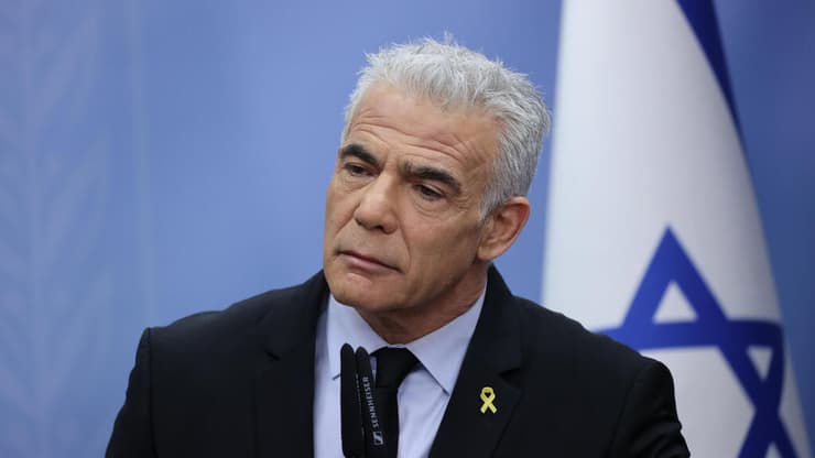 "אין למדינה מדיניות חוץ או ביטחון, והתוצאה - אירועים כמו 7 באוקטובר". לפיד (צילום: אלכס קולומויסקי) יאיר לפיד