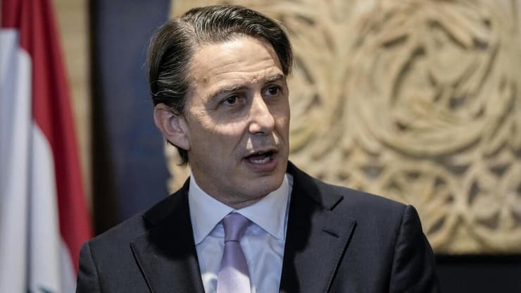 שירת בחיל השריון - ויביא להסדר עם חיזבאללה? עמוס הוכשטיין (צילום: AP Photo/Bilal Hussein) עמוס הוכשטיין