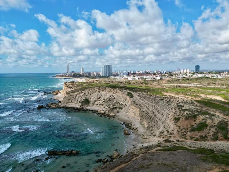 חוף גדור