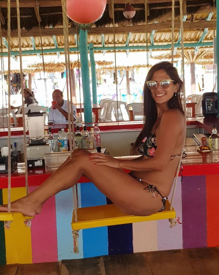 אסטר אלמוג בטיול סולו במקסיקו