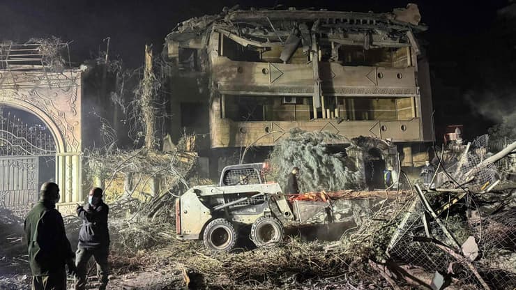 גל תקיפה רודף גל תקיפה בלבנון. תיעוד מההרס (צילום: IBRAHIM AMRO / AFP) הרס לאחר תקיפות צה"ל בלבנון