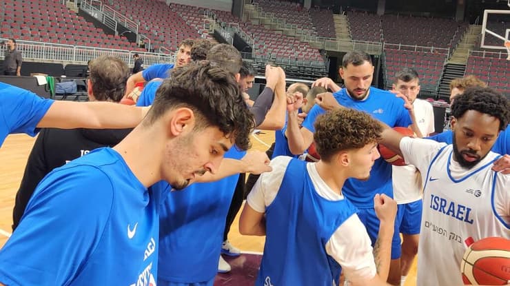 אימון הנבחרת, הבוקר (צילום: באדיבות איגוד הכדורסל) אימון הנבחרת, הבוקר