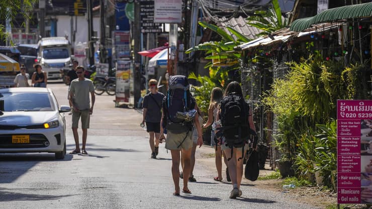 תרמילאים בוואנג ויאנג