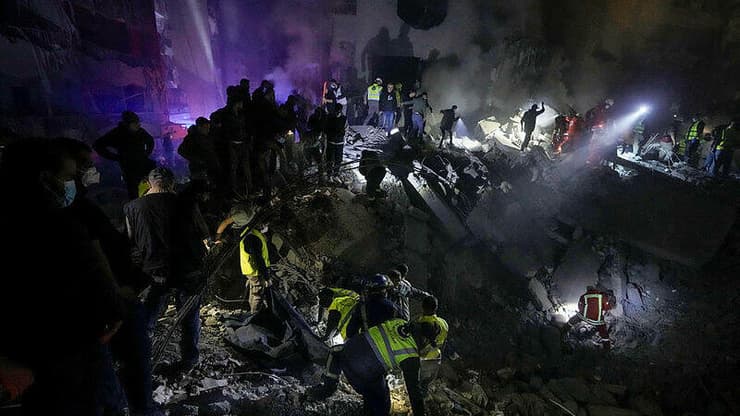 הרס במרכז ביירות בעקבות תקיפת רב קומות