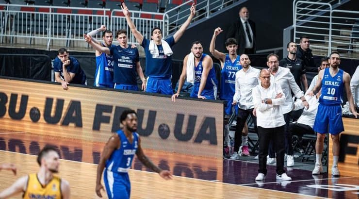 הספסל הישראלי חוגג (פיב"א) הספסל הישראלי חוגג