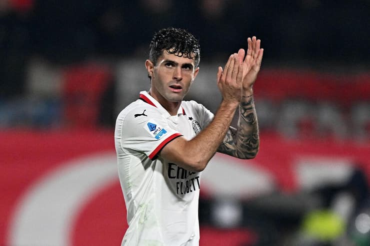 בכושר הטוב בקריירה. פוליסיק במדי מילאן (צילום: GABRIEL BOUYS / AFP) כריסטיאן פוליסיק