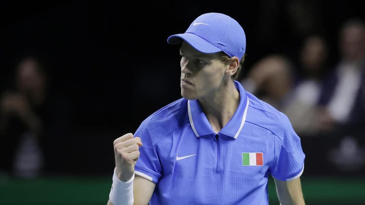 הטניסאי האיטלקי יאניק סינר