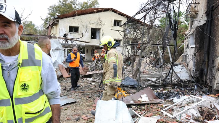 זירת הפגיעה במושב רינתיה (צילום: שאול גולן) זירת הפגיעה במושב רינתיה