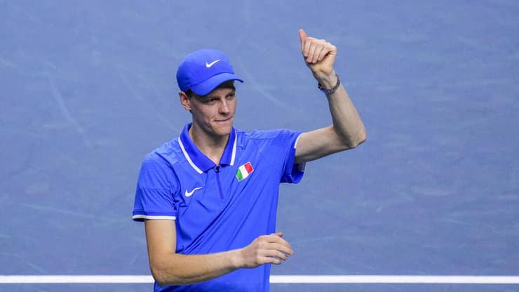 יוביל את איטליה לעוד ניצחון? סינר (צילום: AP Photo/Manu Fernandez) סינר