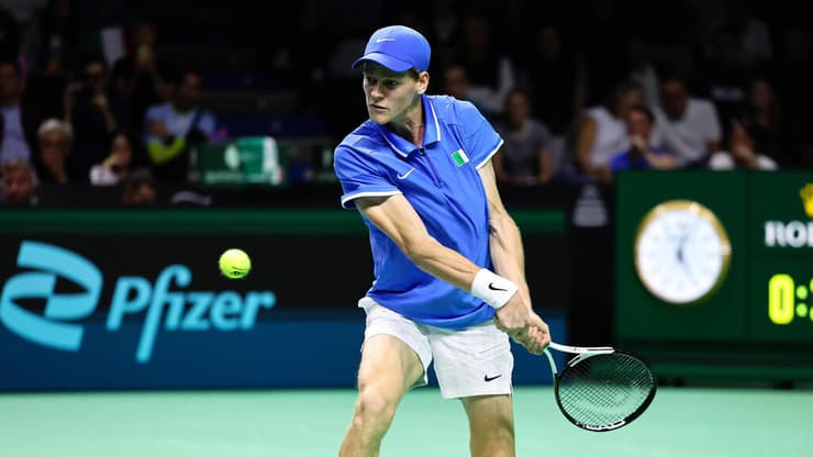 הטניסאי האיטלקי יאניק סינר