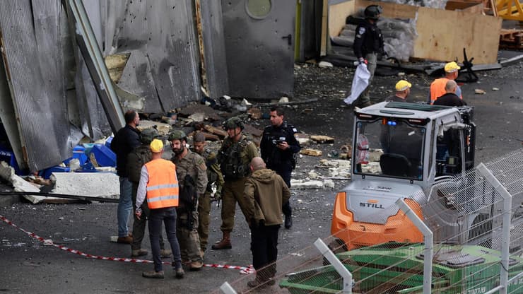 נזקים במפעל בגליל בעקבות ירי הרקטות לצפון