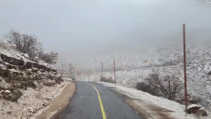 שלג ראשון ירד באתר החרמון