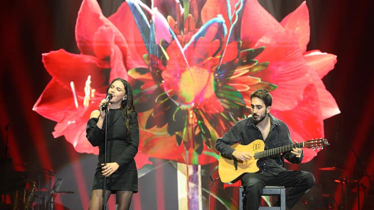 יסמין מועלם מתוך טקס פרסי אקו"ם