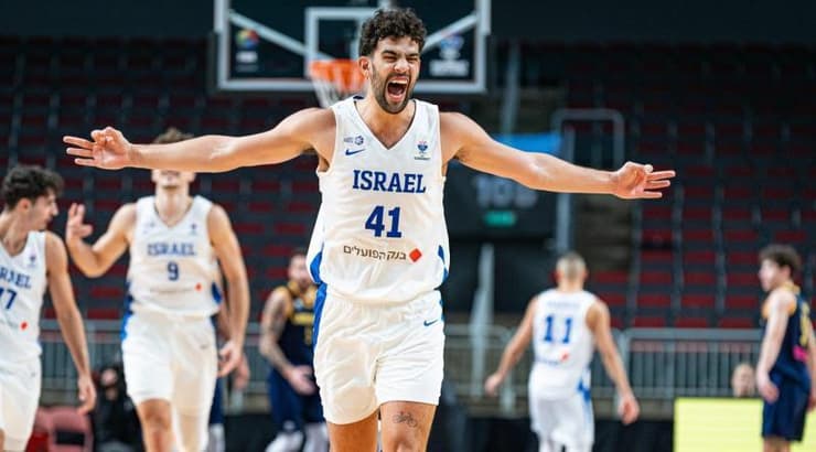 תומר גינת בטירוף