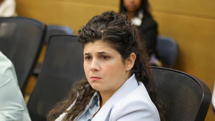 הוועדה לקידום מעמד האישה בנושא המאבק להחזרת החטופות והחטופים לציון יום המאבק הבינלאומי באלימות נגד נשים