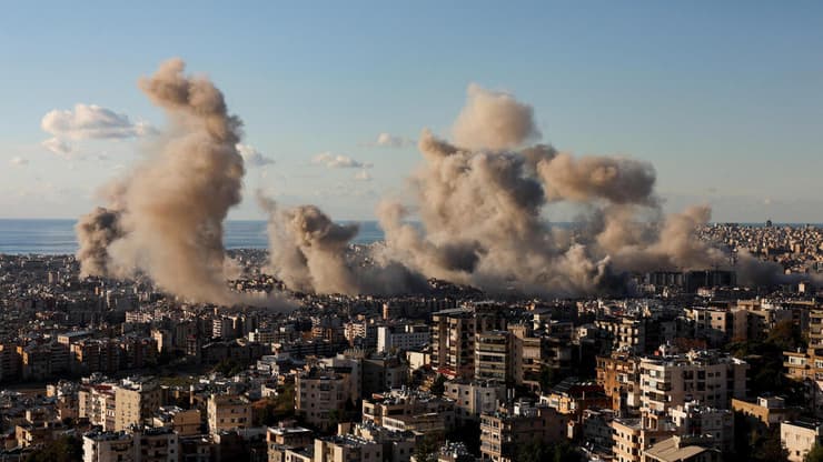 צילום: REUTERS/Mohamed Azakir/רויטרס חגורת אש בביירות