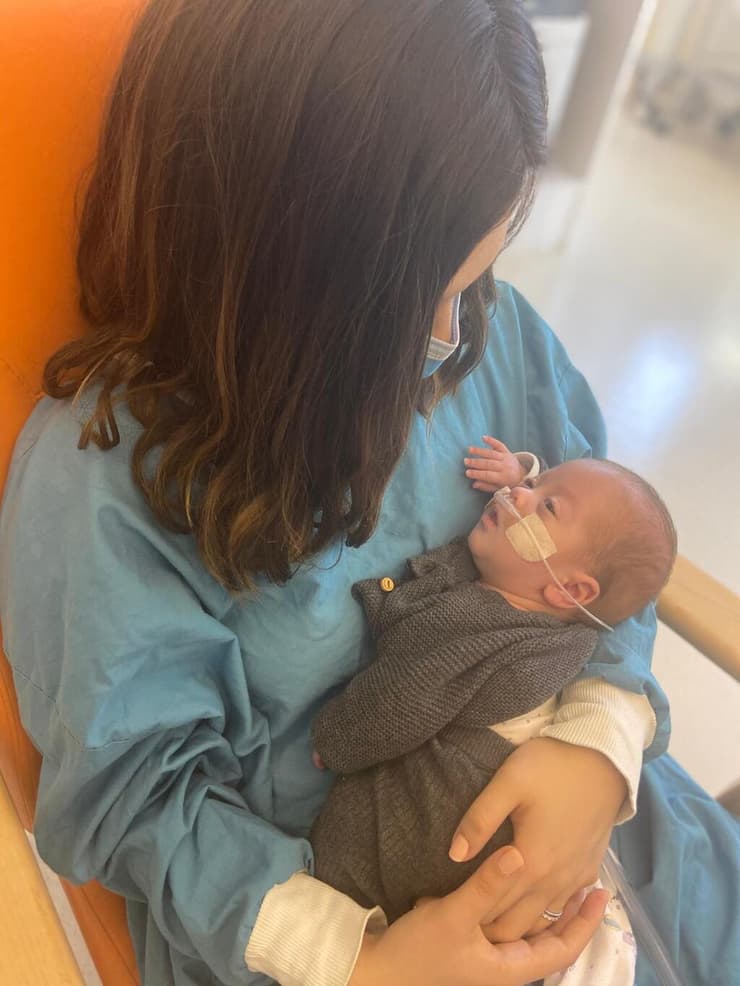 "הודעתי לצוות שהוא יחיה". אריאלה ואליה סבג בפגייה אליה סבג פג