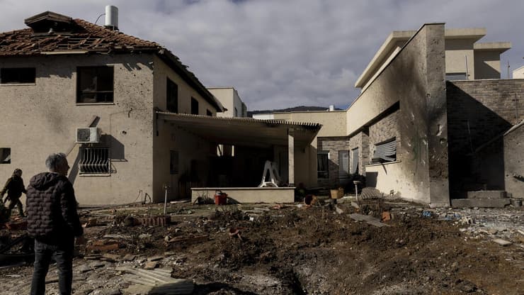 הרס בקריית שמונה. "לא הזמן לבחירות" (צילום: Amir Levy/Getty Images) קריית שמונה