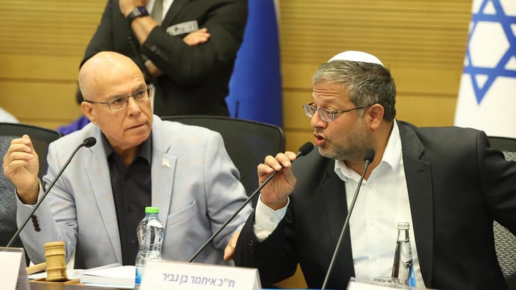הועדה לביטחון לאומי - סקירת חבר הכנסת איתמר בן גביר על פעולות משרדו וביצוע תקציב המשרד בהשתתפות משפחות חטופים