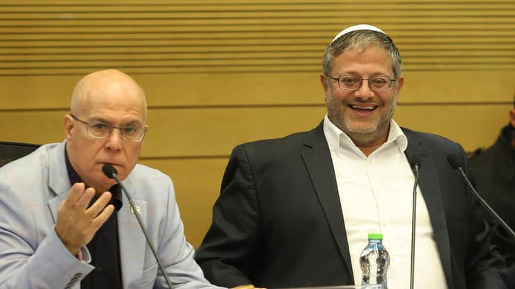 בן גביר בוועדה לביטחון לאומי. "לא מוכן שיאנסו אלפי בנות" (צילום: עמית שאבי) הועדה לביטחון לאומי - סקירת חבר הכנסת איתמר בן גביר על פעולות משרדו וביצוע תקציב המשרד בהשתתפות משפחות חטופים