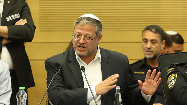 הועדה לביטחון לאומי - סקירת חבר הכנסת איתמר בן גביר על פעולות משרדו וביצוע תקציב המשרד בהשתתפות משפחות חטופים