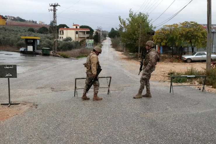 כוחות של צבא לבנון בכפר מרג' עיון