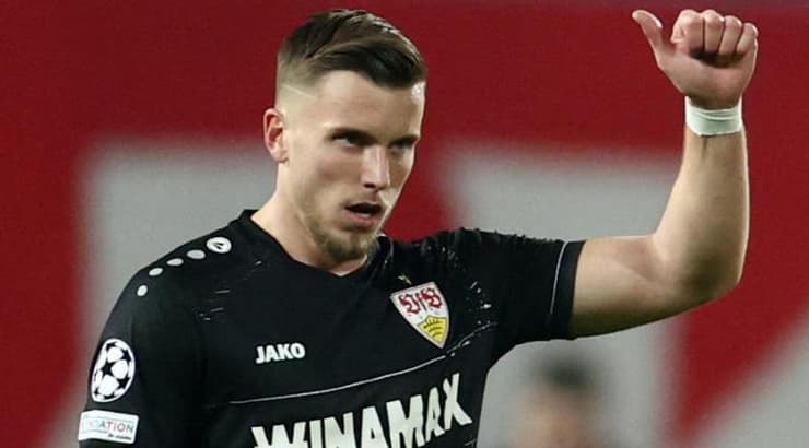 ארמדין דמירוביץ' חוגג