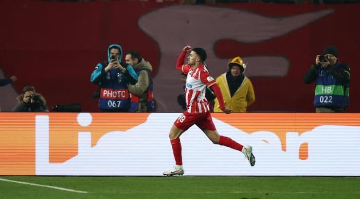 ראדוניץ' חוגג