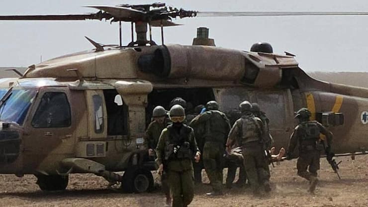  תיעוד מפעילות פלמ"ר אביב ברצועת עזה: טיפול בפצועים בשטח ופינויים מוסקים.