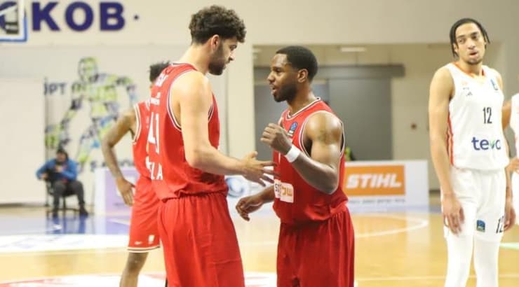 ג'ו רגלנד ותומר גינת (הפועל ת"א) ג'ו רגלנד ותומר גינת