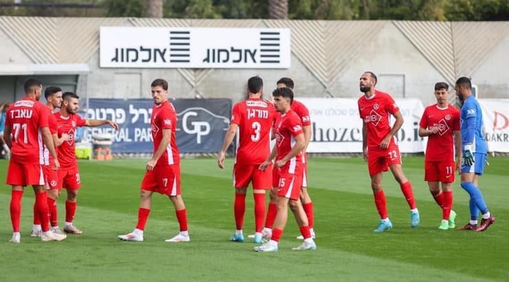 שחקני הפועל תל אביב