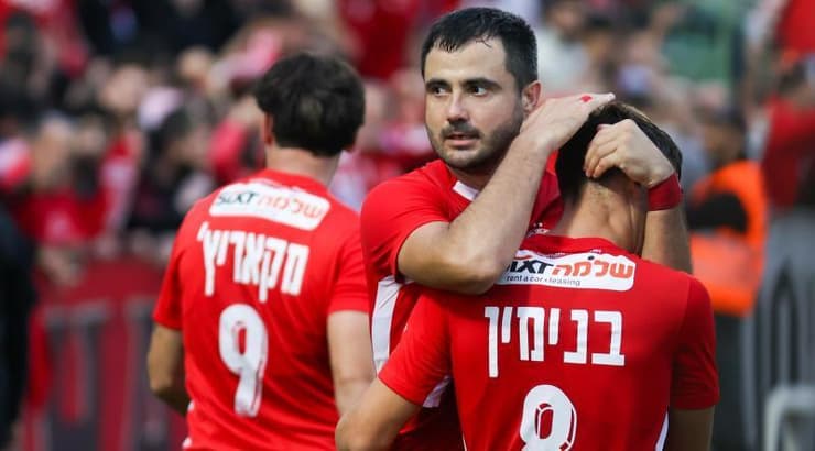 מילאן מקאריץ' חוגג עם רן בנימין