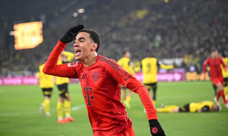 הציל את באיירן מהפסד בכורה בליגה. מוסיאלה (צילום: Stuart Franklin/Getty Images) מוסיאלה