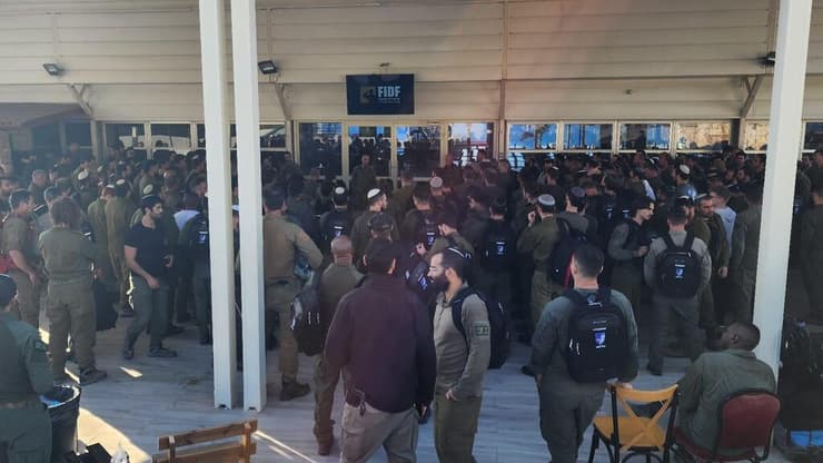 אנשי מילואים משתחררים