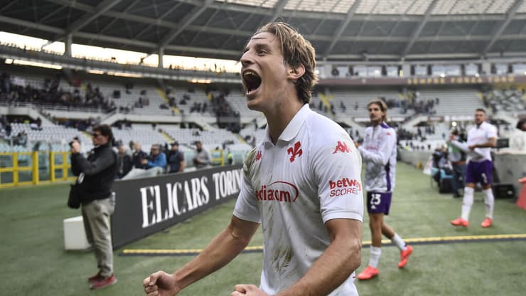 שחקן פיורנטינגה אדוארדו בובה