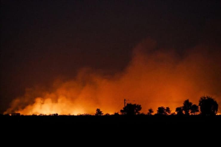 הצתת השריפות בשדות החקלאיים של הודו, שמובילה בין היתר לזיהום אוויר חמור ביותר