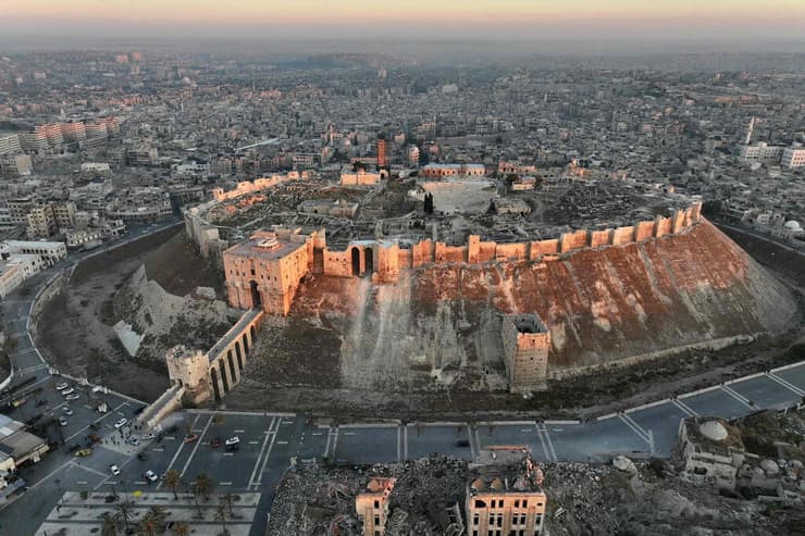 סוריה מצודת חלב מתקפת פתע של מתנגדי בשאר אסד