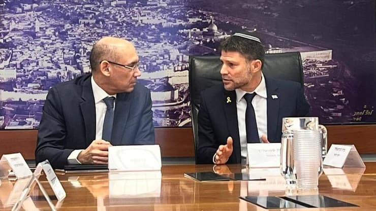 שר האוצר בצלאל סמוטריץ' ונגיד בנק ישראל אמיר ירון