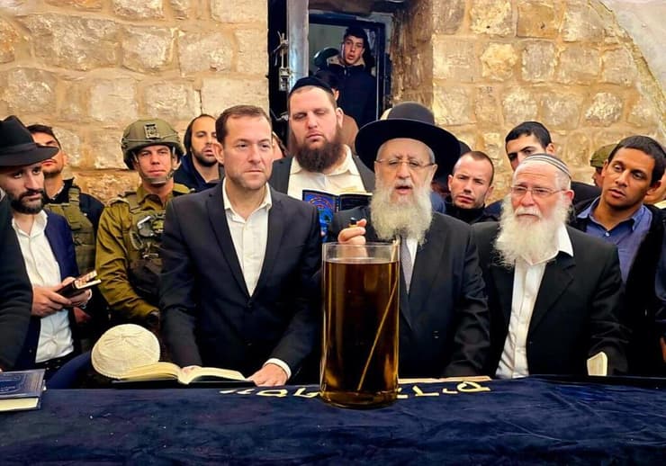 הרב אלייקים לבנון, הרב דוד יוסף ויוסי דגן