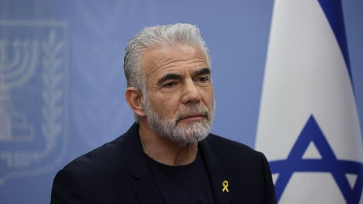 יאיר לפיד, יו"ר האופוזיציה בישיבת סיעה יש עתיד