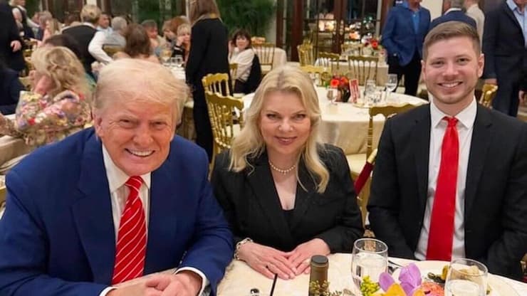 דונלד טראמפ עם יאיר ושרה נתניהו