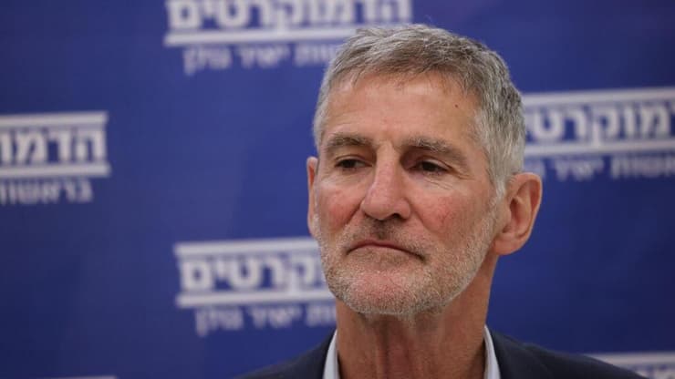 יאיר גולן