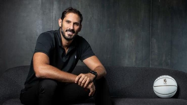 כספי. "הספורט והכדורסל פתחו בפניי דלתות" (צילום: Ilya Melnikov) עומרי כספי