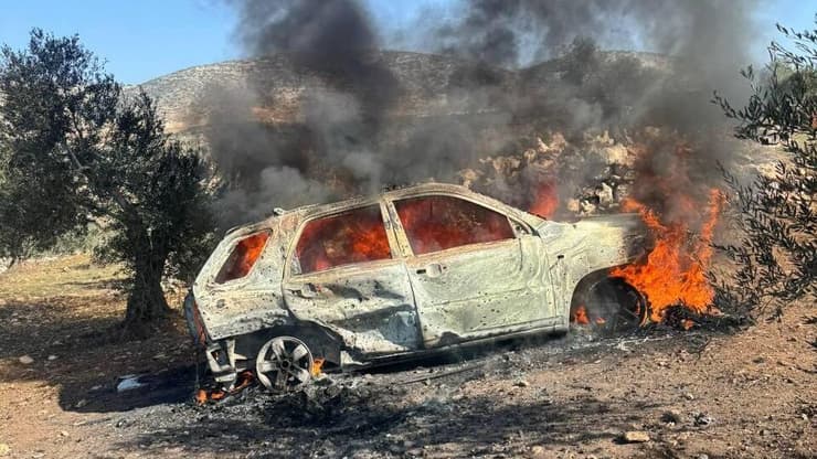 הרכב שהותקף בבקעה תקיפת רכב באזור סלחב ליד טובאס