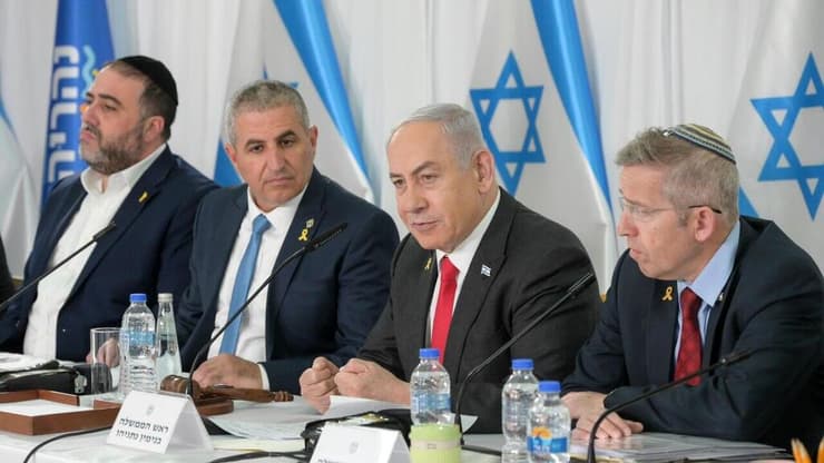  ישיבת ממשלה מיוחדת בעיר נהריה