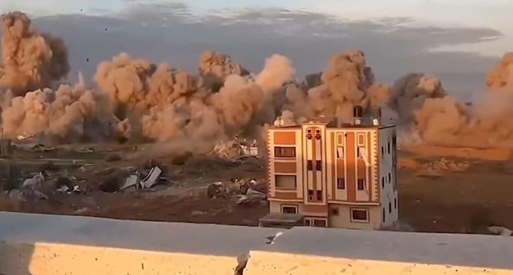 תיעוד שהפיצו חיילים ברשתות החברתיות (מתוך אתר הוושינגטון פוסט) סרטוני החיילים מרצועת עזה שפורסמו בוושינגטון פוסט