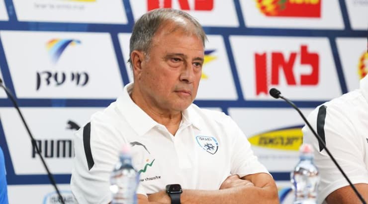 אלישע לוי (שחר גרוס) אלישע לוי